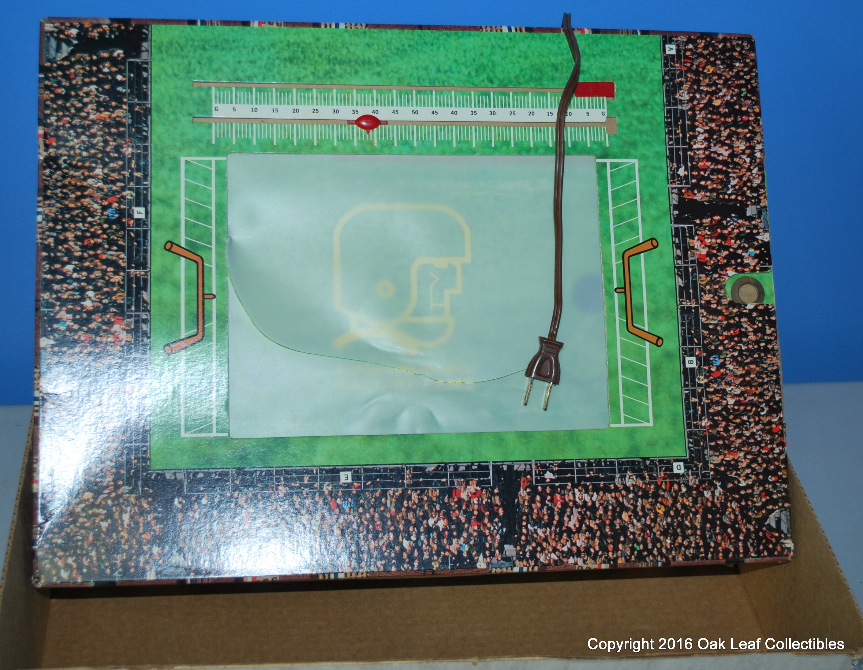 Cadaco FotoElectric Football Board Game 1971 Pro Football Hall of Fame